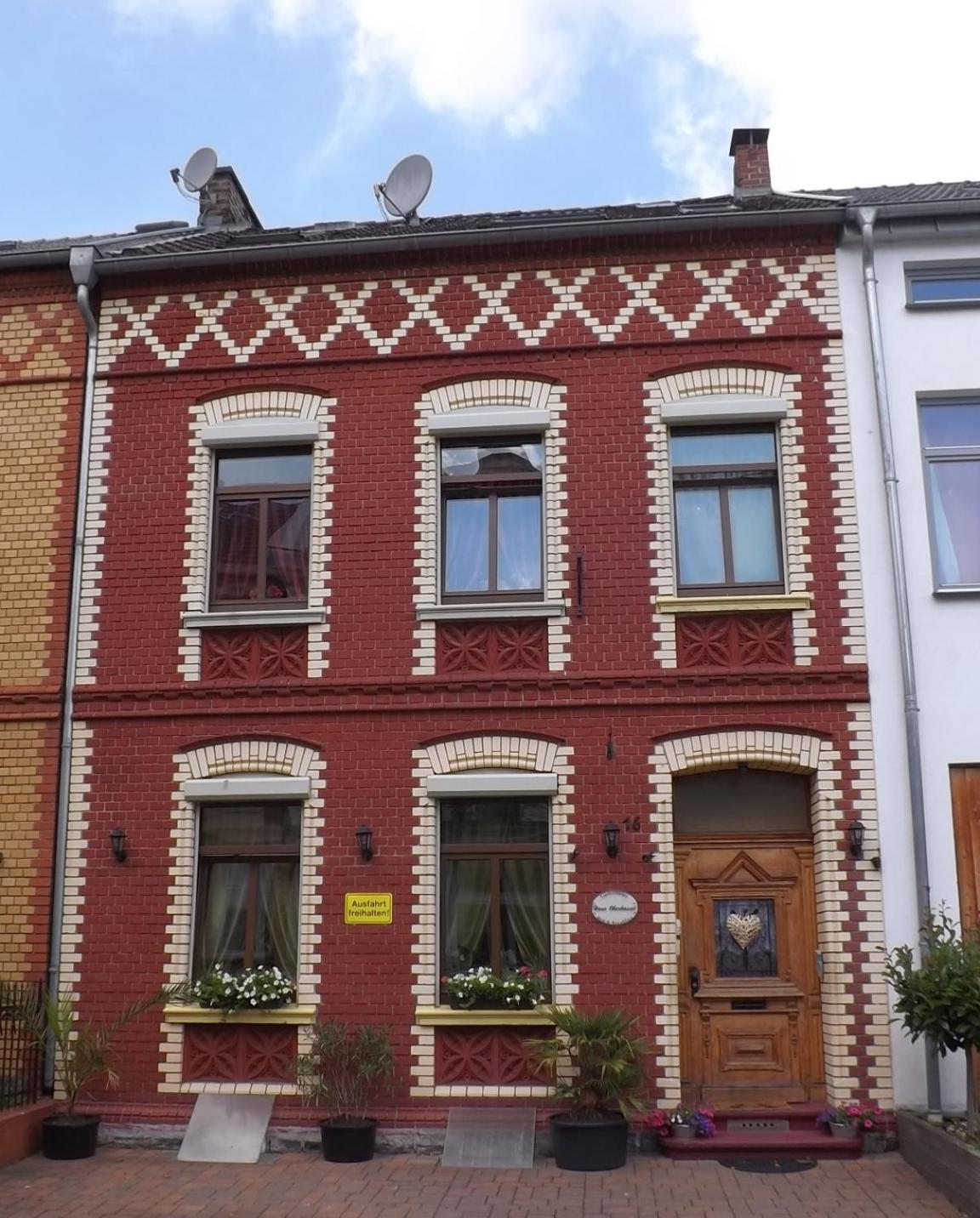 Haus Oberkassel Hotel Bona Exterior foto
